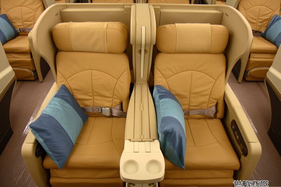 新航B777-200型飞机商务舱座椅